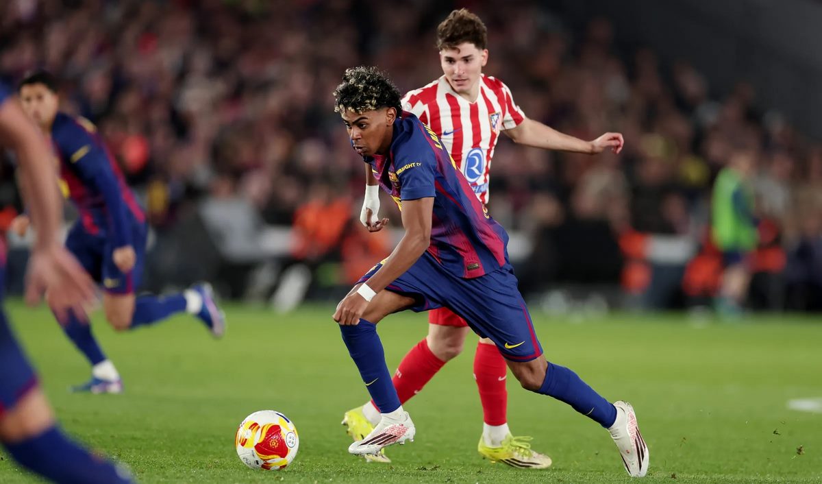 Barcelona đang có phong độ ổn định hơn đối thủ